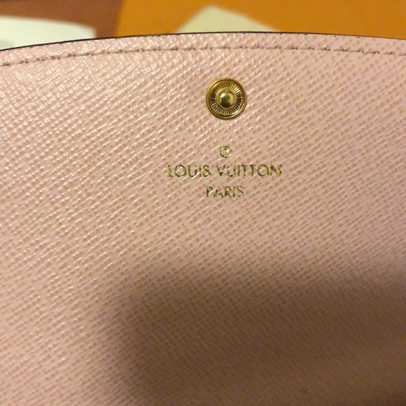 SOLD！Louis vuitton wallet - Picture 3 of 8